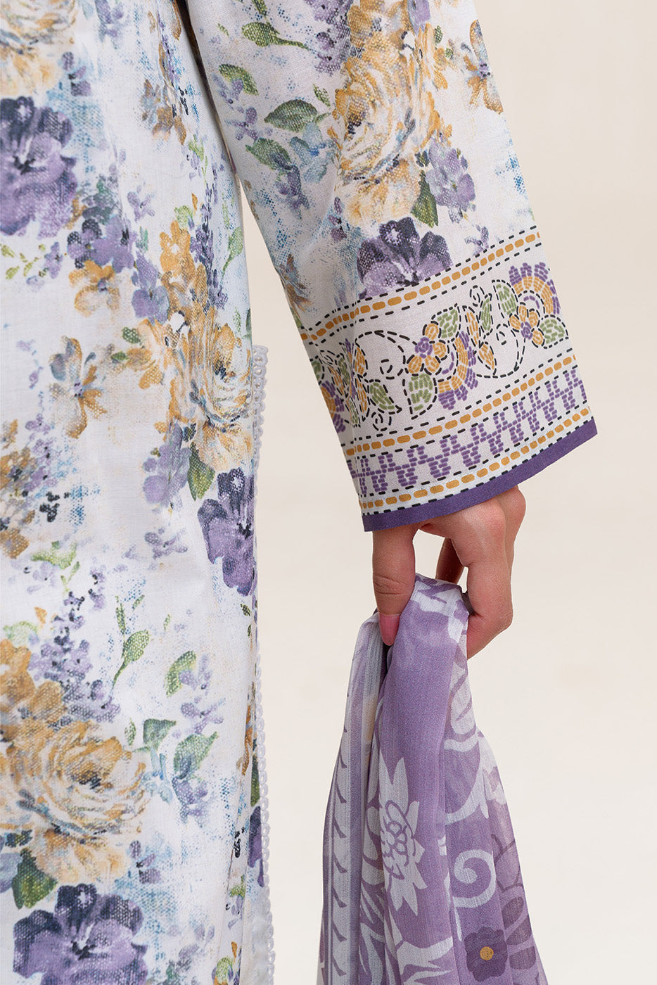 3 PIECE PRINTED LAWN SUIT-FLORET MUSK (UNSTITCHED)