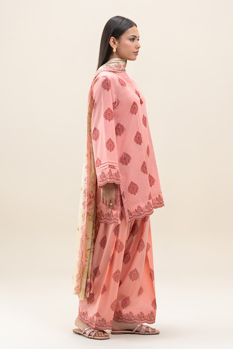 3 PIECE PRINTED LAWN SUIT-GLOOMY PEACH (UNSTITCHED)