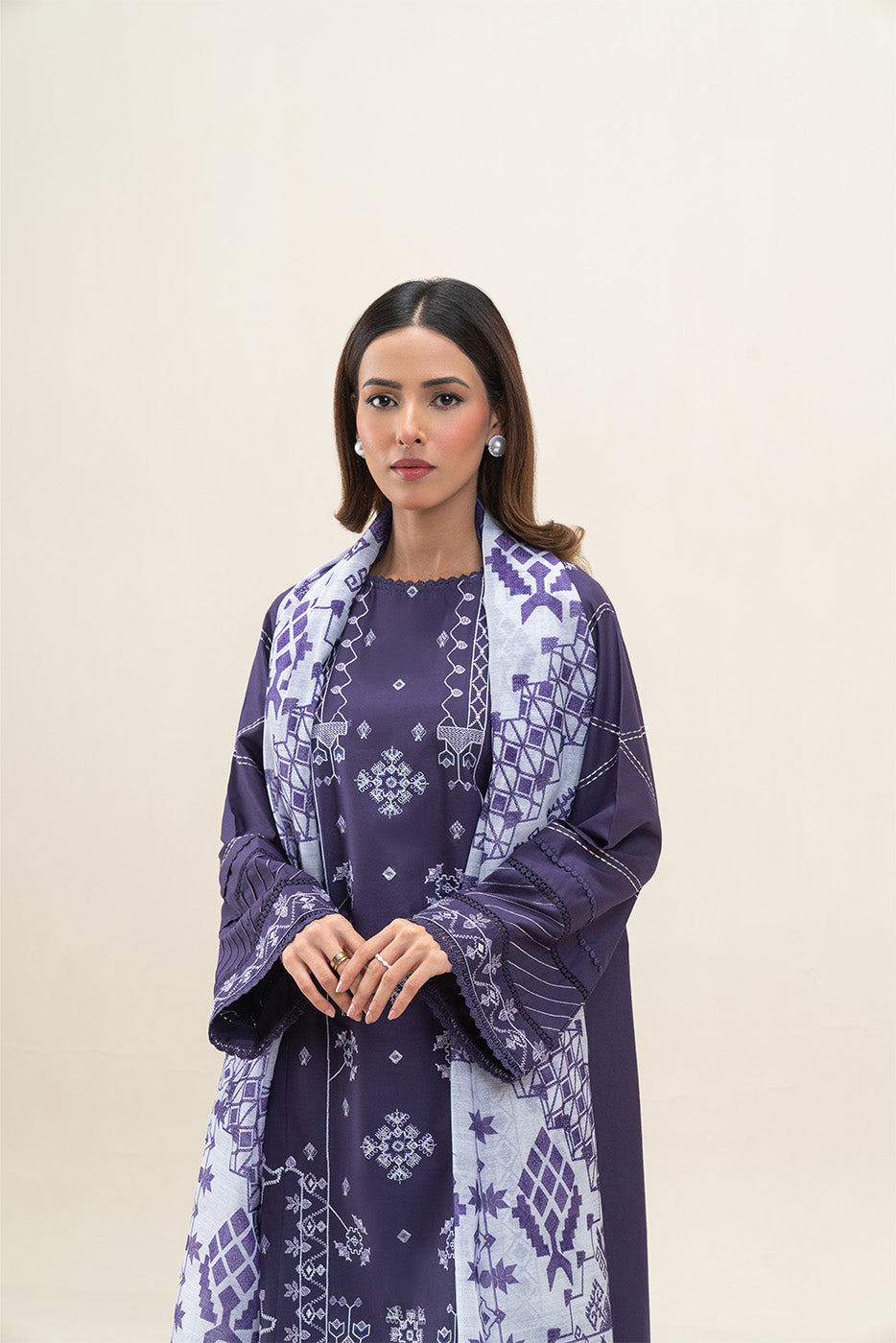 3 PIECE EMBROIDERED LAWN SUIT-DEEP INDIGO (UNSTITCHED)
