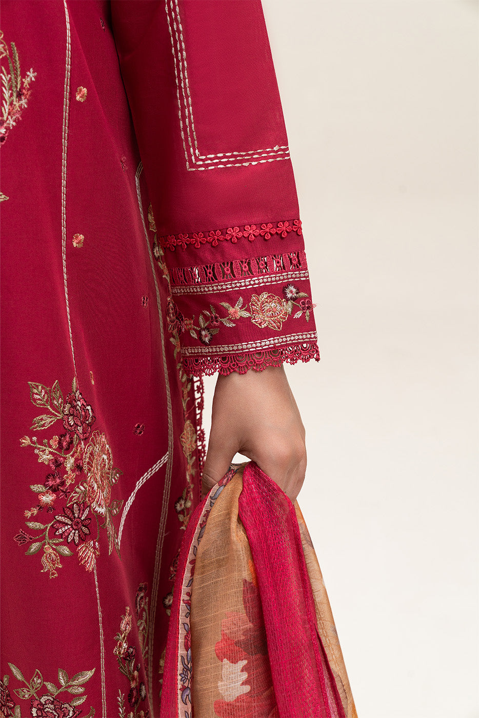 3 PIECE EMBROIDERED LAWN SUIT-GARNET VERVE (UNSTITCHED)