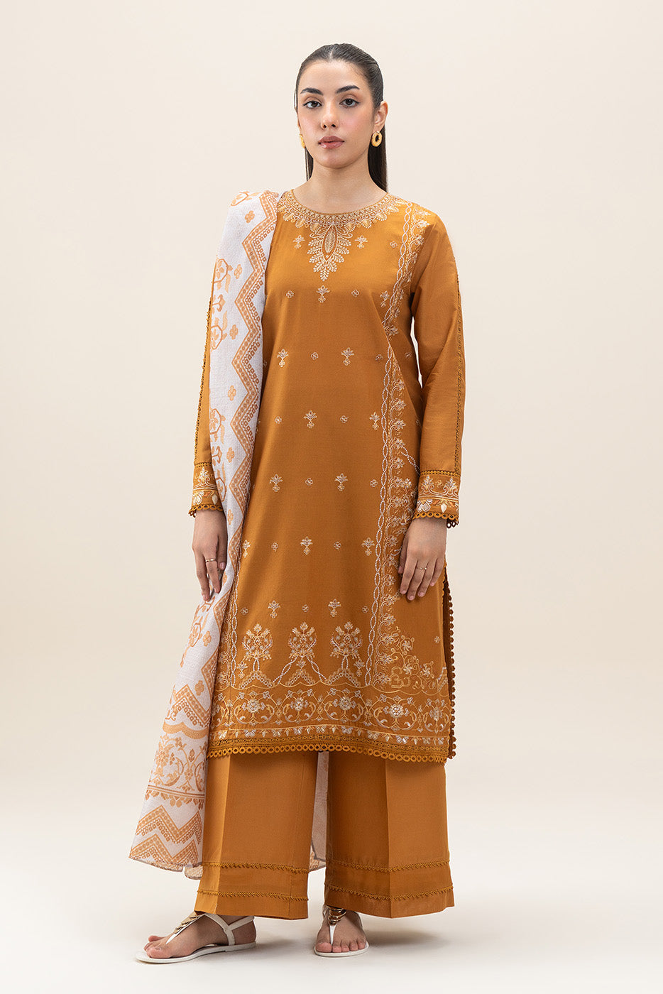 3 PIECE EMBROIDERED LAWN SUIT-CARAMEL MUSE (UNSTITCHED)