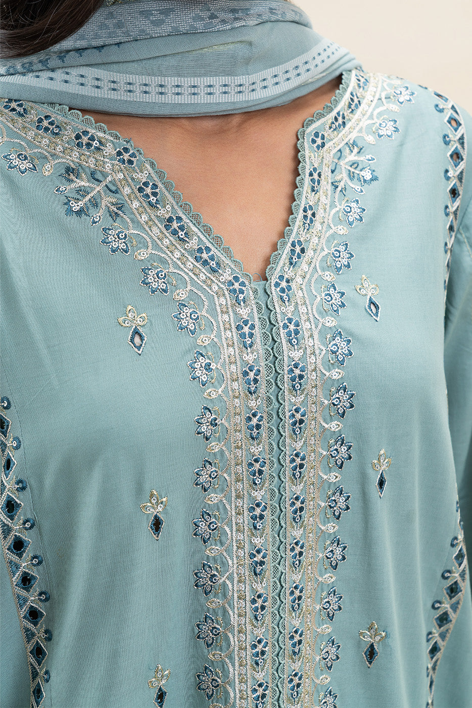 3 PIECE EMBROIDERED LAWN SUIT-TRIBAL AURORA (UNSTITCHED)