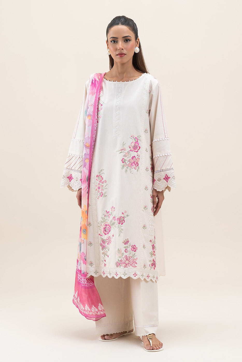 3 PIECE EMBROIDERED LAWN SUIT-IVORY GLAM (UNSTITCHED)