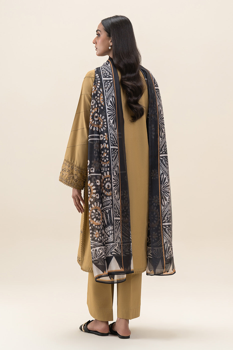 3 PIECE EMBROIDERED LAWN SUIT-SUNNY MOUNTAIN (UNSTITCHED)