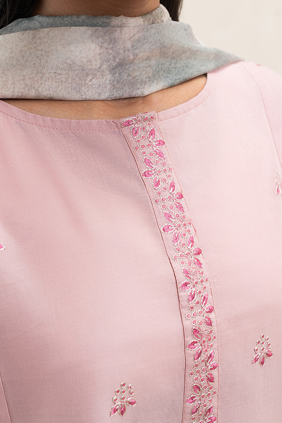 3 PIECE EMBROIDERED LAWN SUIT-ROSE ORCHID (UNSTITCHED)
