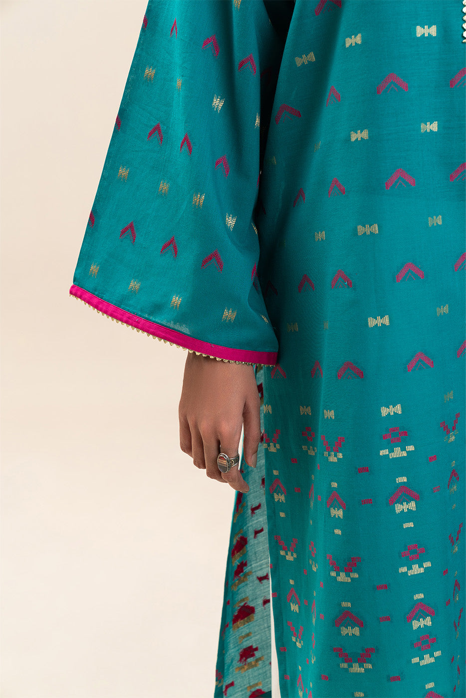 BASIC JACQUARD SHIRT (PRET)