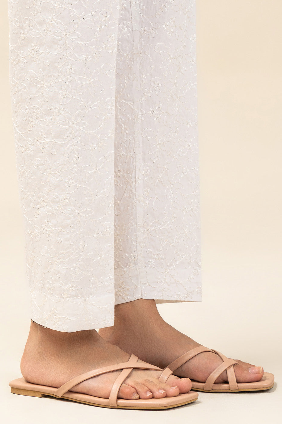 EMBROIDERED STRAIGHT PANTS