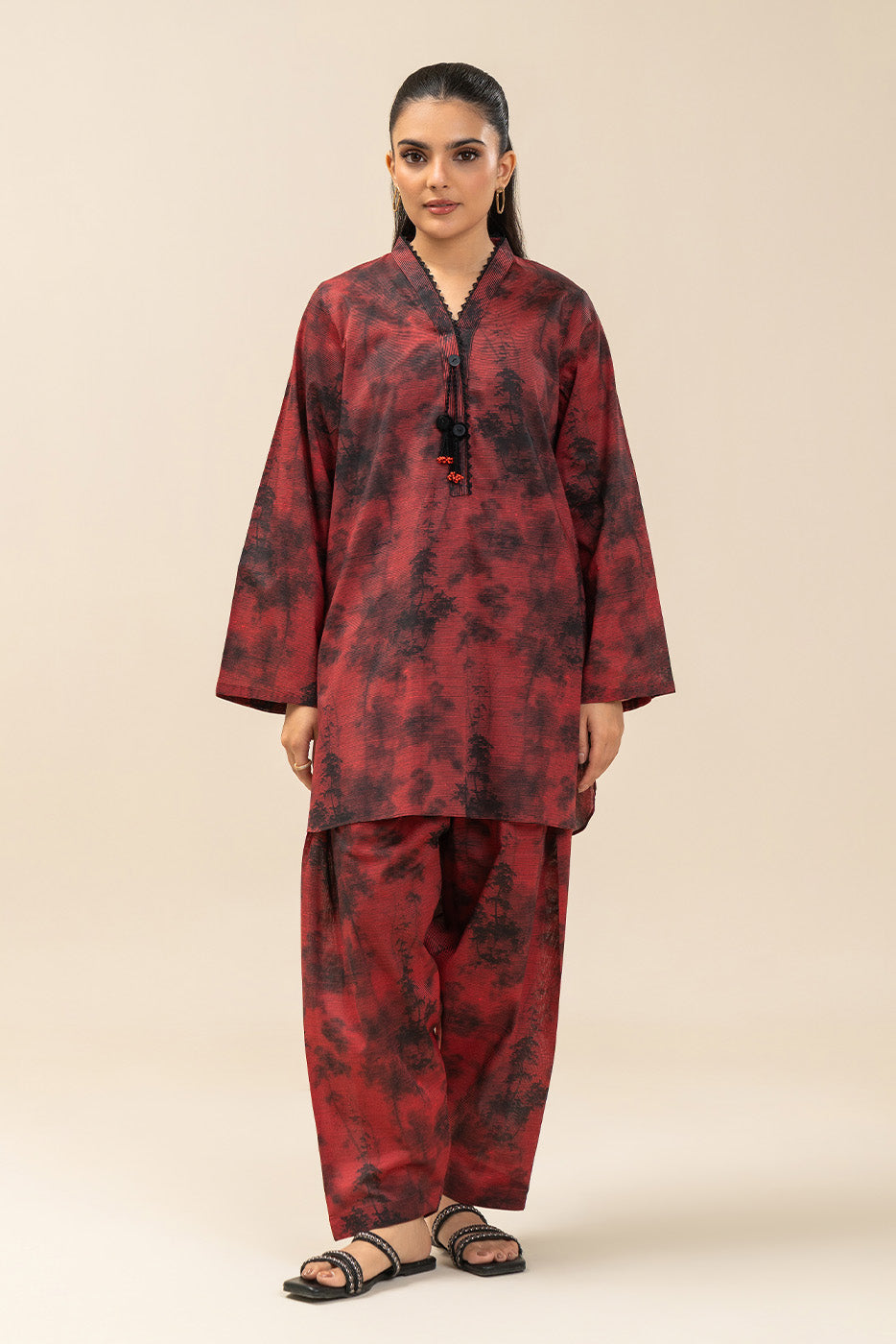 2 PIECE PRINTED LAWN SUIT (PRET)