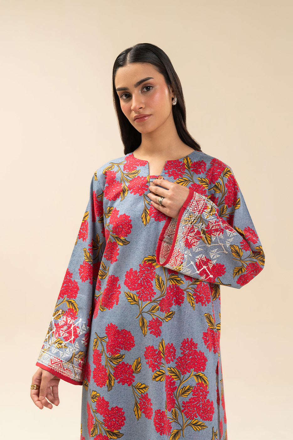 2 PIECE EMBROIDERED TWO WAY SLUB SUIT (PRET)