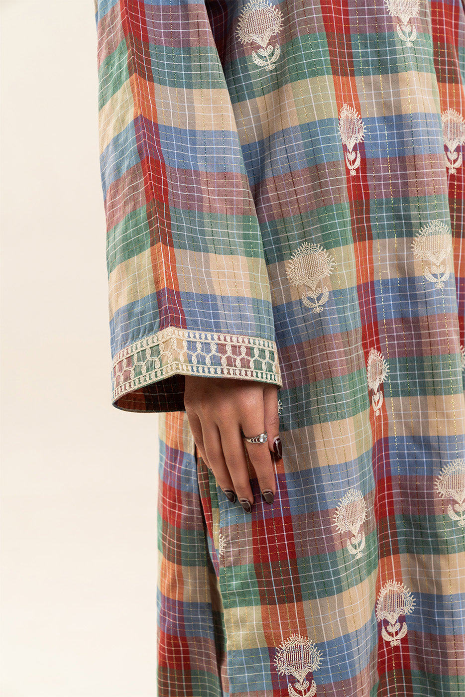 2 PIECE EMBROIDERED LUREX YARN DYED SUIT (PRET)