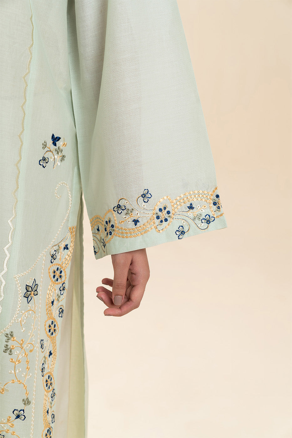 EMBROIDERED LAWN SHIRT (PRET)