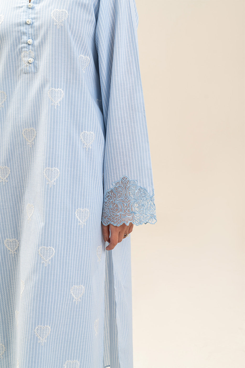 2 PIECE EMBROIDERED YARN DYED SUIT (PRET)