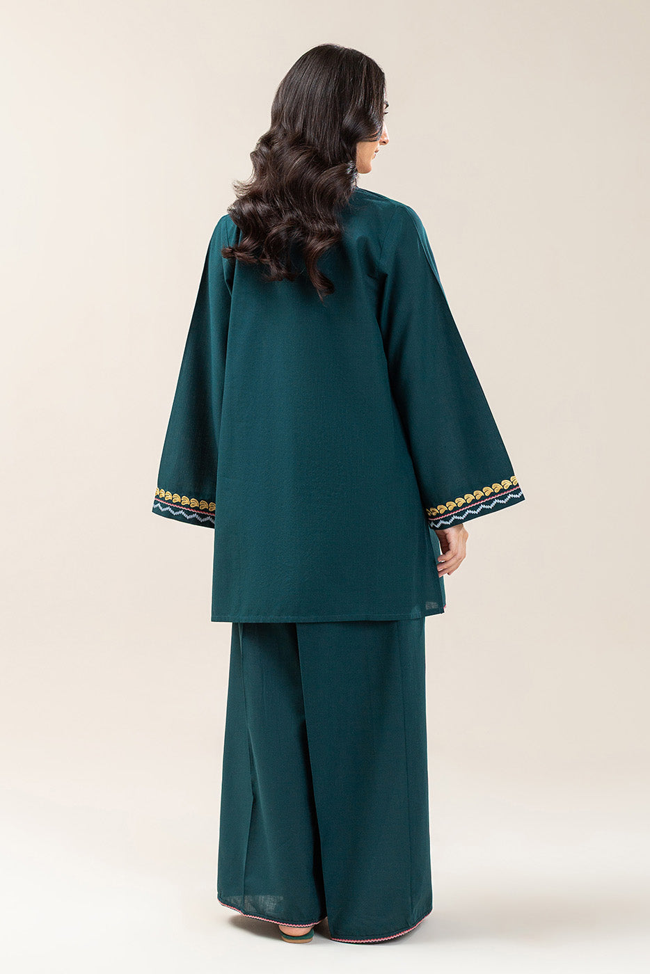2 PIECE EMBROIDERED SLUB SUIT (FLOW)