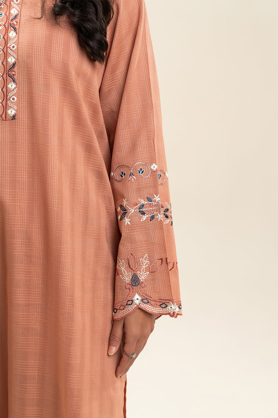 2 PIECE EMBROIDERED DORIA PEACH SUIT (PRET)