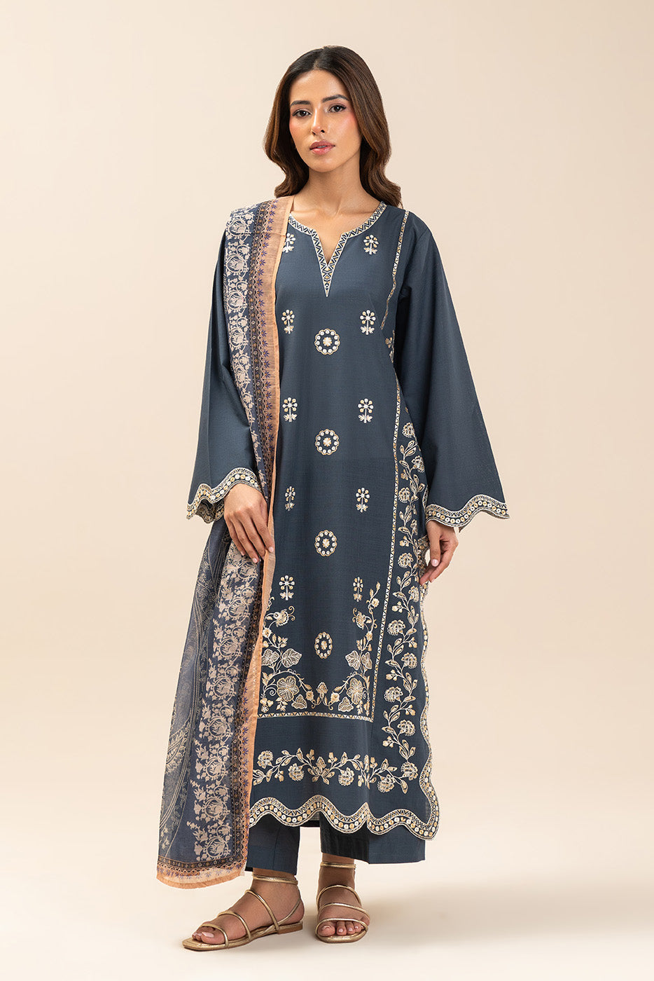 2 PIECE EMBROIDERED TWO WAY SLUB SUIT (PRET)