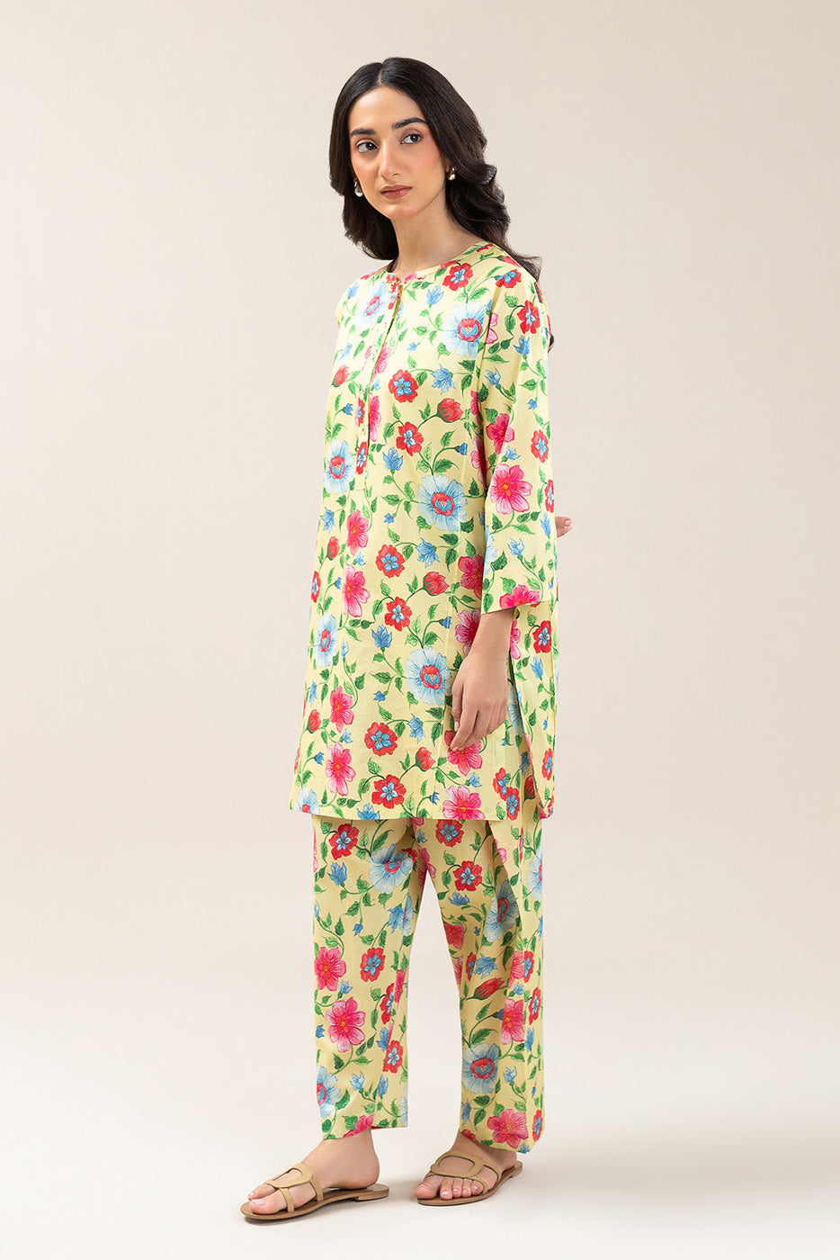 2 PIECE PRINTED LAWN SUIT (PRET)