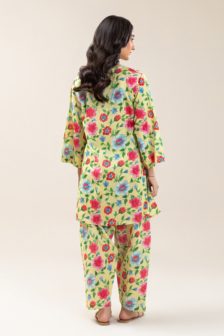 2 PIECE PRINTED LAWN SUIT (PRET)