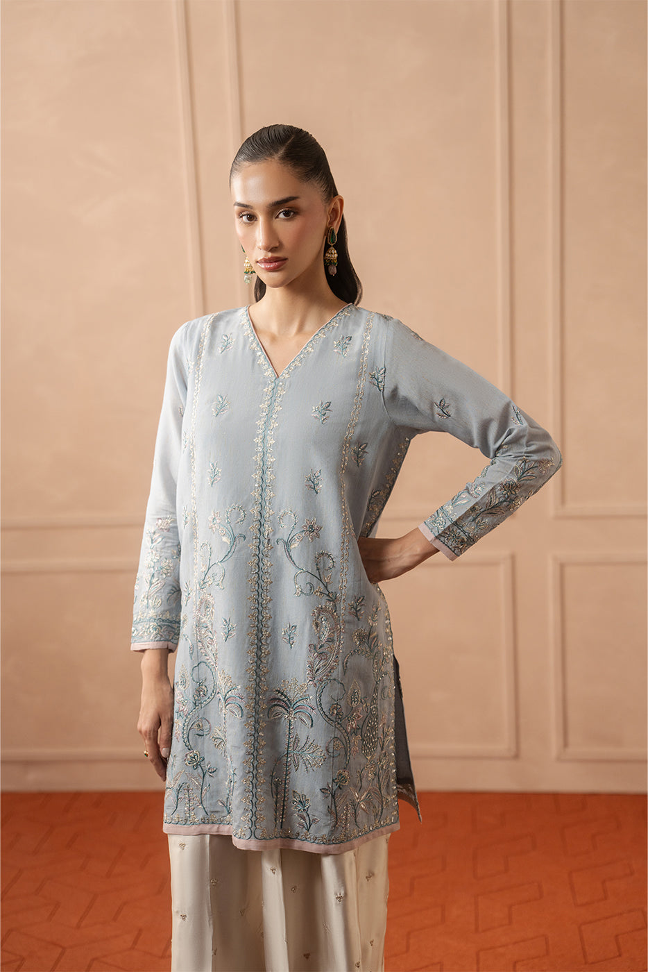 2 PIECE EMBROIDERED ZARI JACQUARD SUIT (LUXURY PRET)