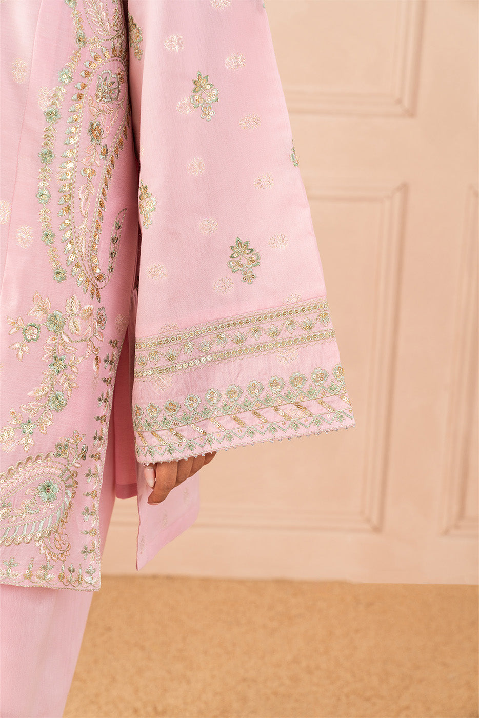 2 PIECE EMBROIDERED ZARI JACQUARD SUIT (LUXURY PRET)