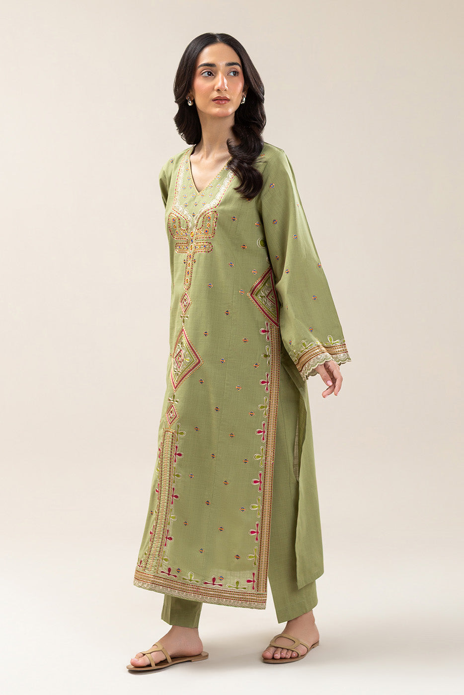 2 PIECE EMBROIDERED TWO WAY SLUB SUIT (PRET)