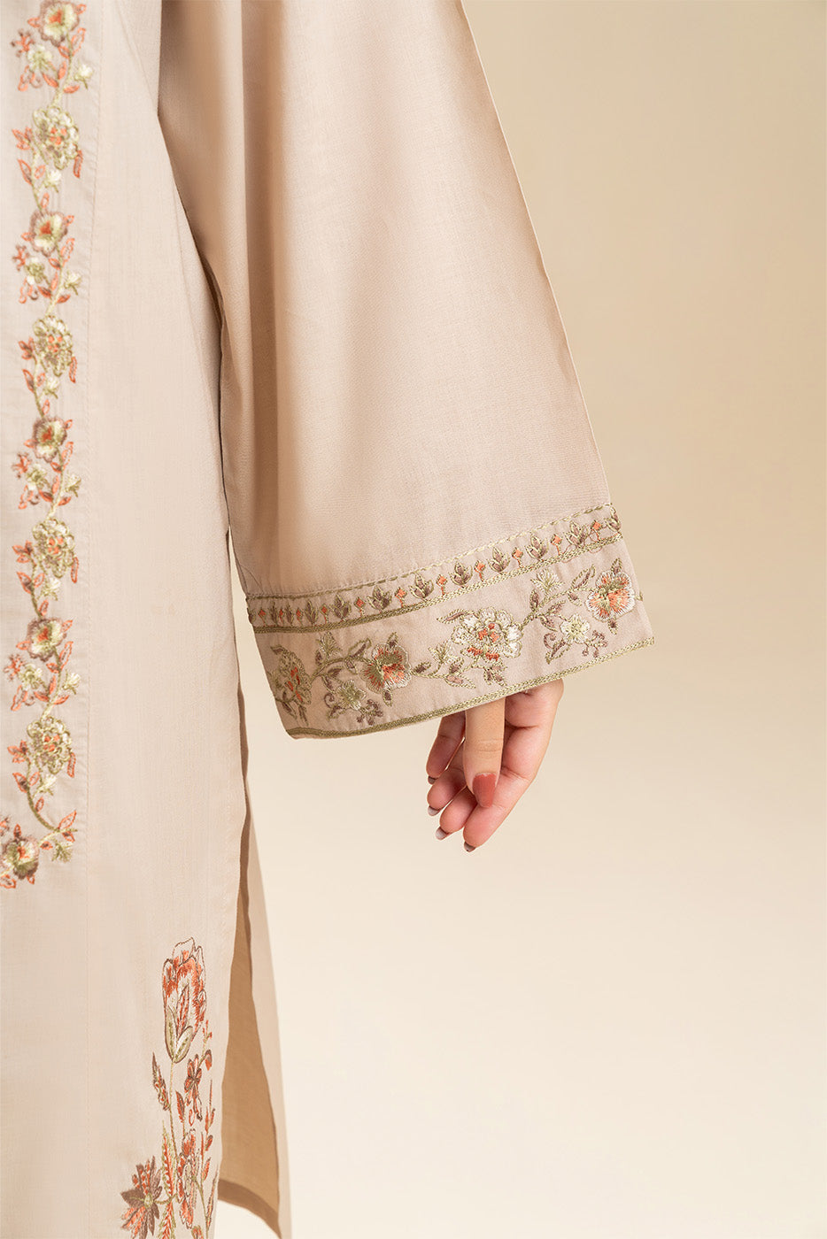 3 PIECE EMBROIDERED LAWN SUIT (PRET)