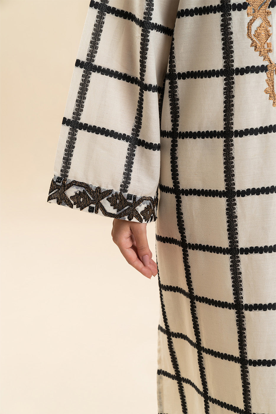 2 PIECE EMBROIDERED BROCHIA JACQUARD SUIT (PRET)