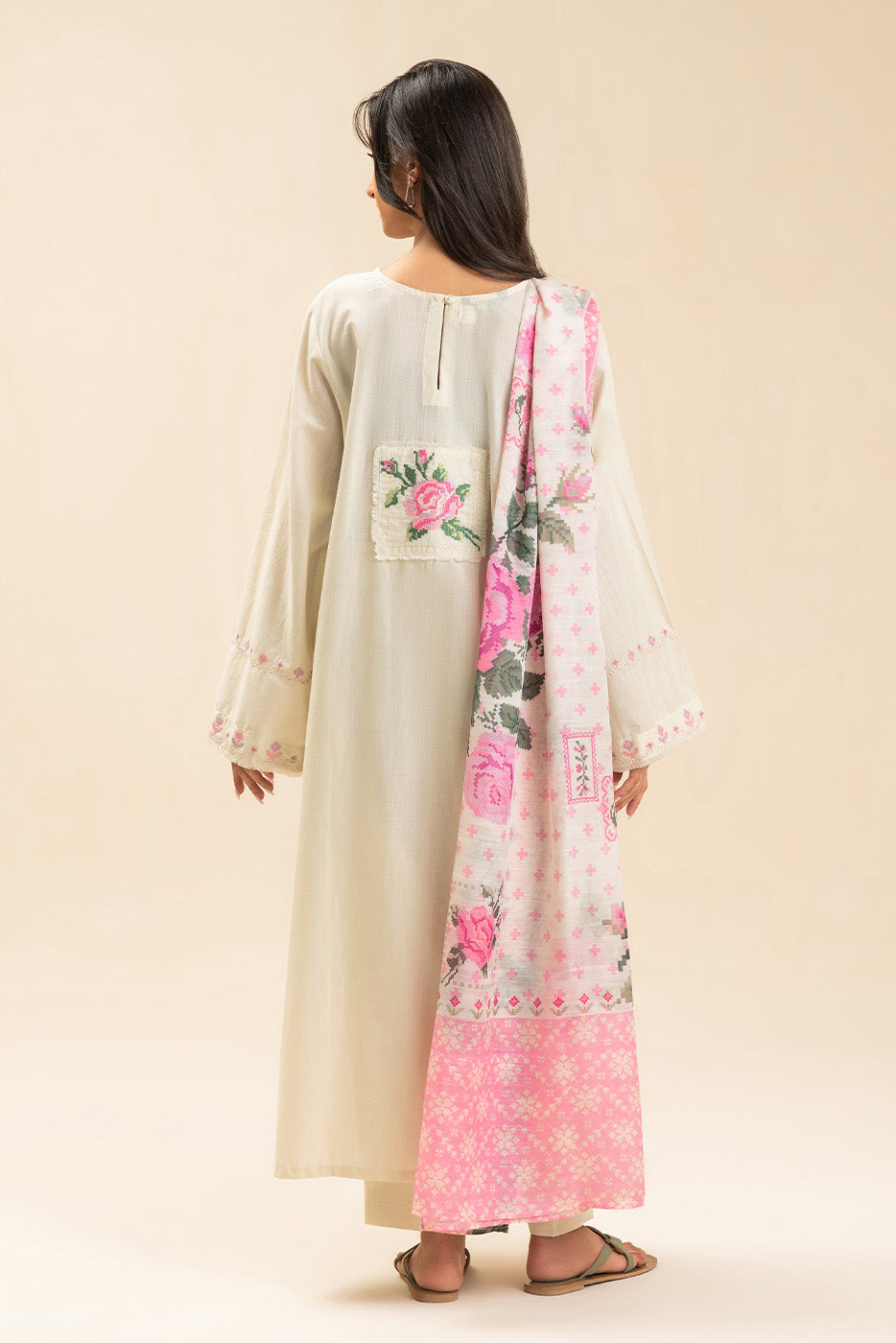 3 PIECE EMBROIDERED SLUB SUIT (PRET)
