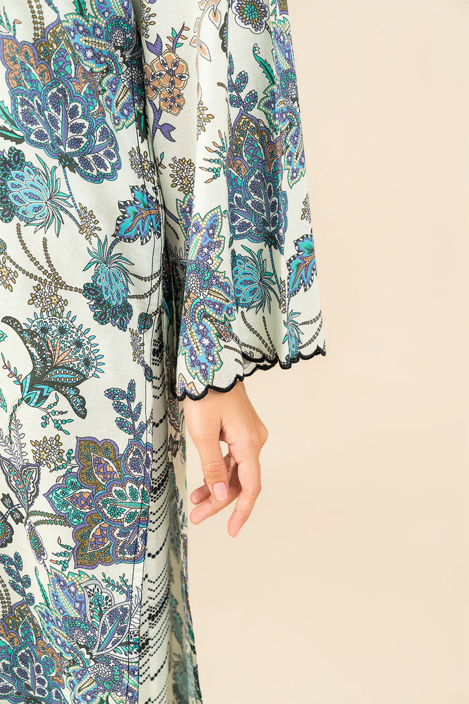 2 PIECE PRINTED LAWN SUIT (PRET)