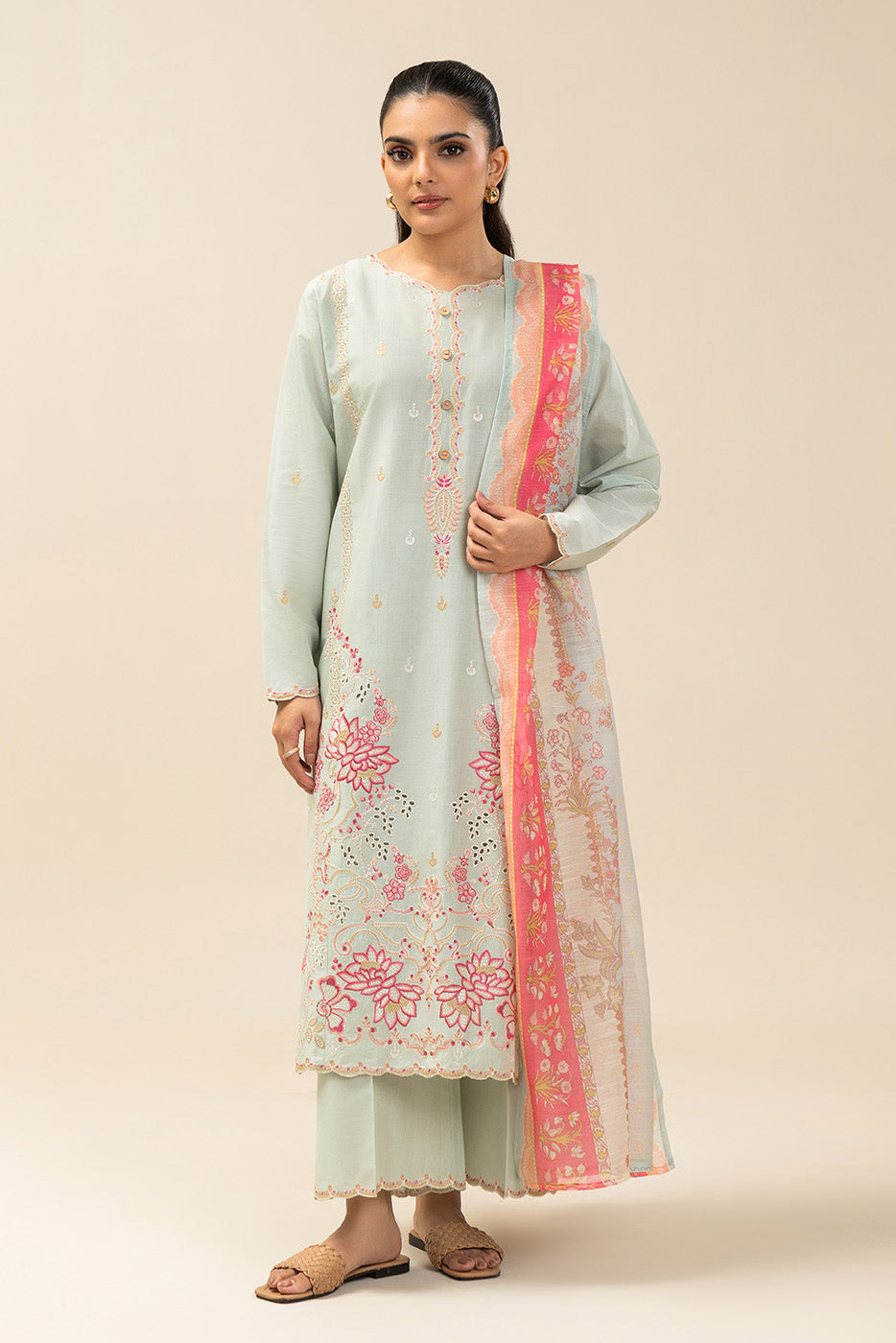 3 PIECE EMBROIDERED TEXTURED LAWN SUIT (PRET)
