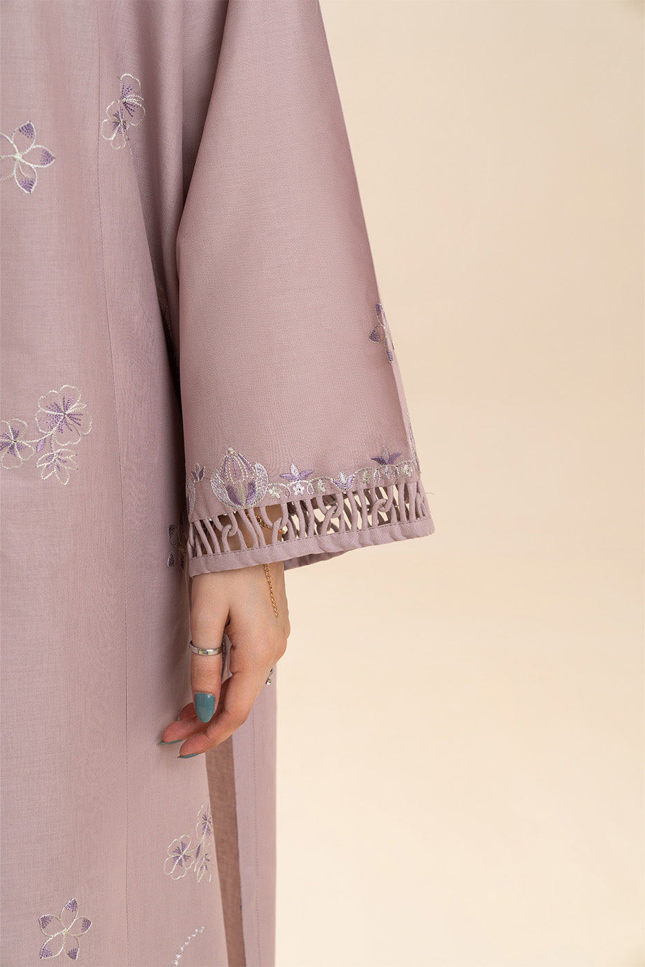 2 PIECE EMBROIDERED LAWN SUIT-THISTLE GRAIN (UNSTITCHED)