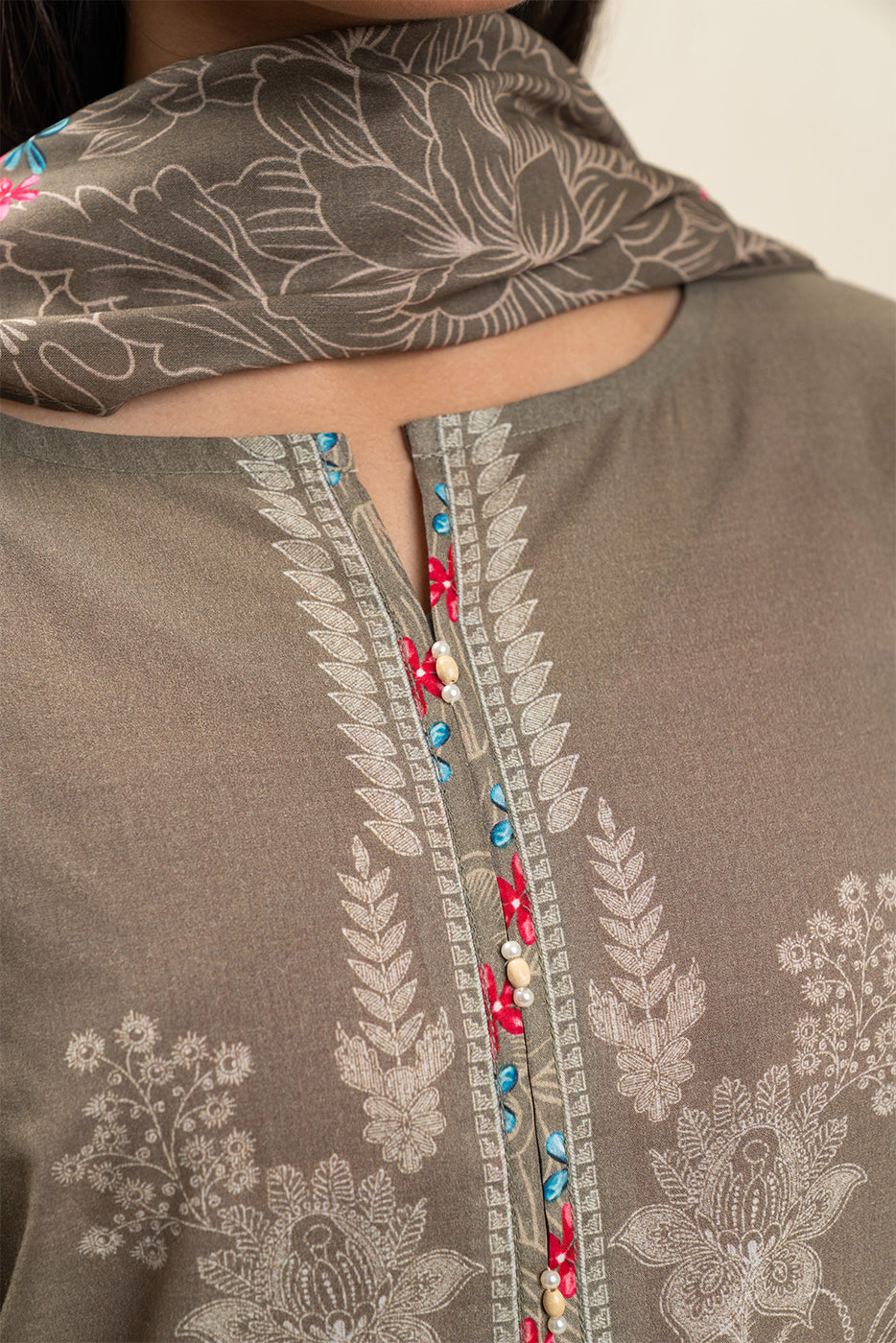 3 PIECE PRINTED LAWN SUIT-FLORA BLUSH (UNSTITCHED)