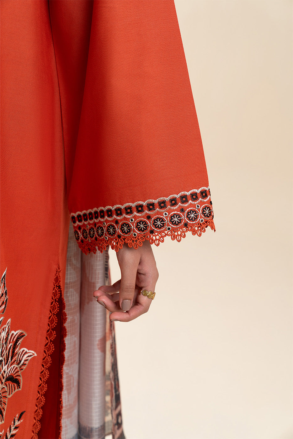 3 PIECE EMBROIDERED LAWN SUIT-SUNSET STREAM (UNSTITCHED)