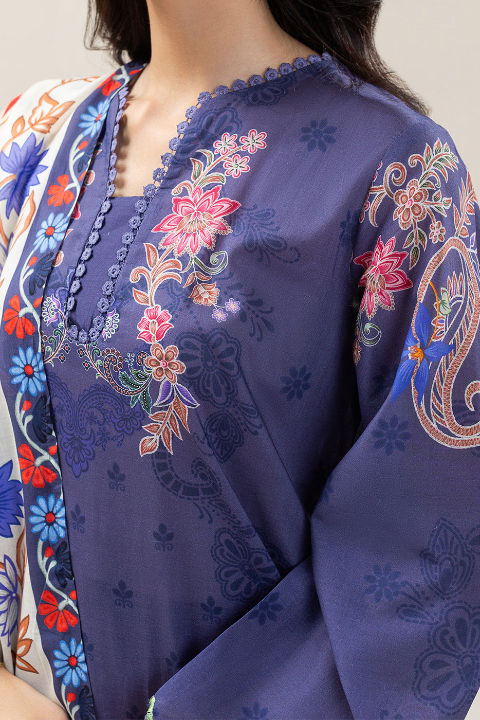 3 PIECE PRINTED LAWN SUIT (PRET)