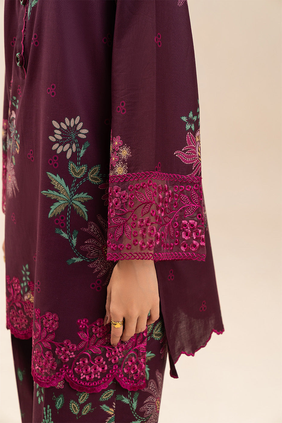 2 PIECE EMBROIDERED LAWN SUIT-PLUM FOREST (UNSTITCHED)