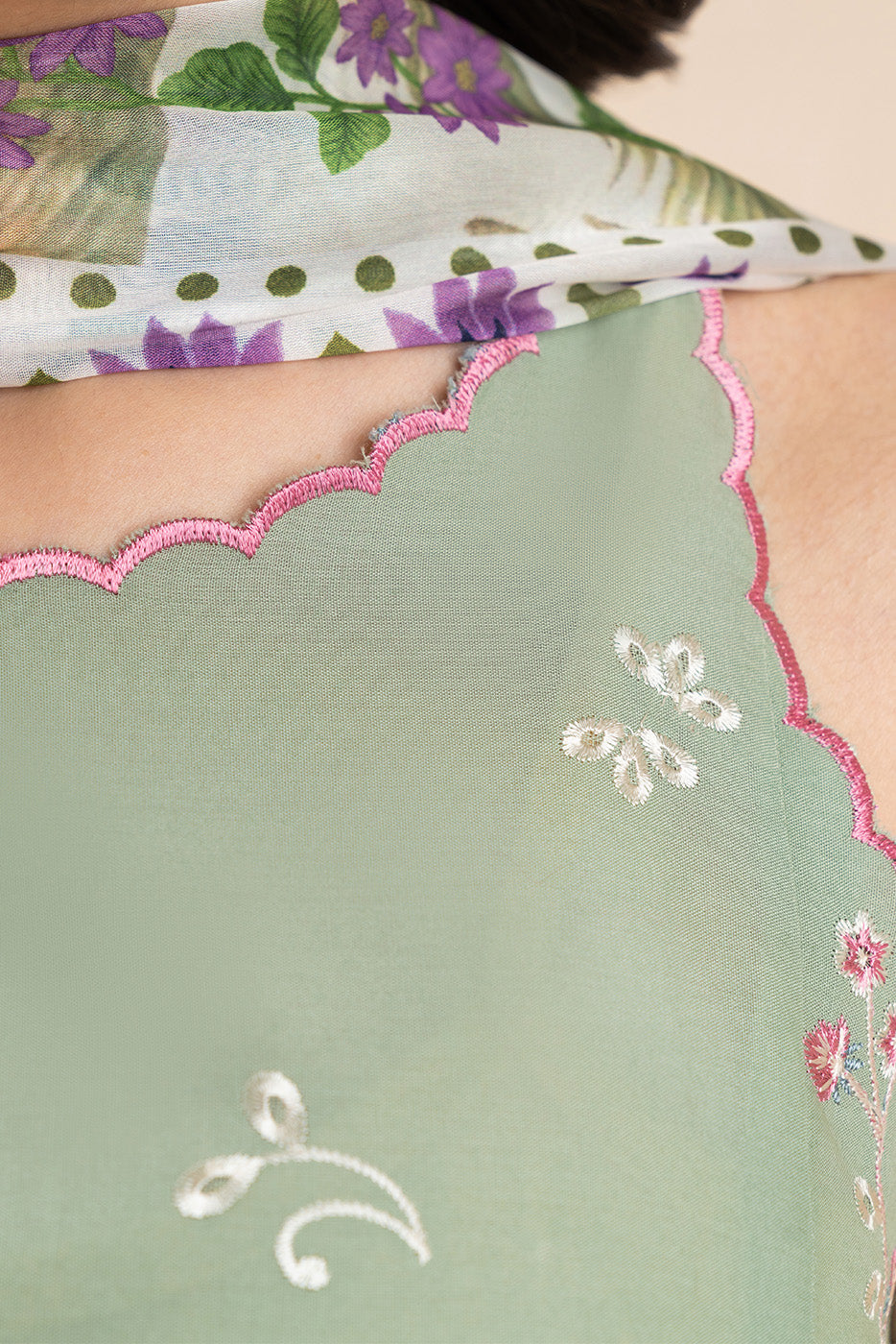 3 PIECE EMBROIDERED LAWN SUIT-RIVULET ZEAL (UNSTITCHED)