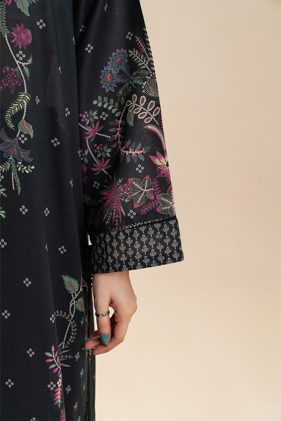 3 PIECE PRINTED LAWN SUIT-EBONY PRISTINE (UNSTITCHED)