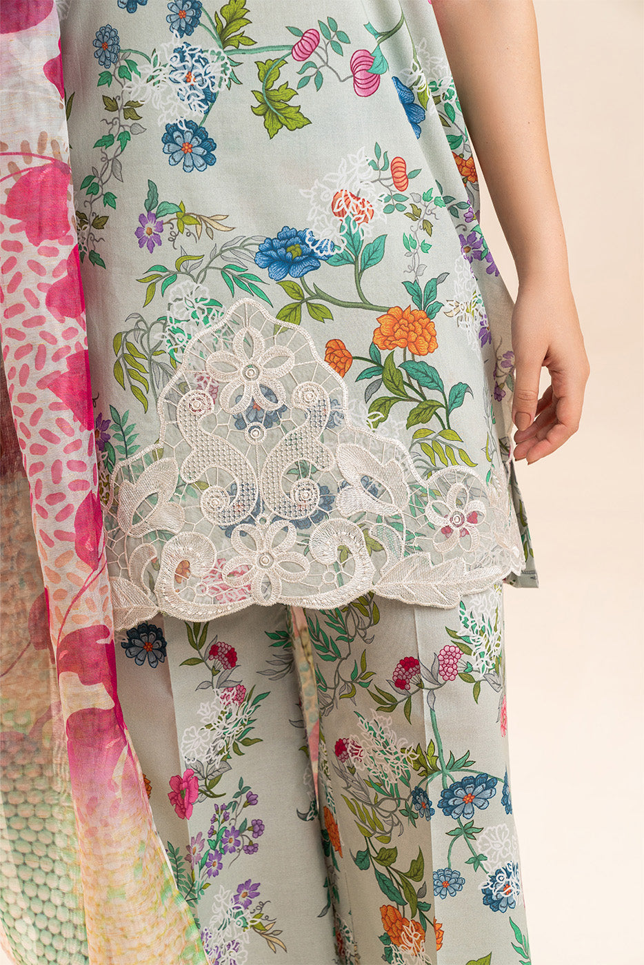 3 PIECE EMBROIDERED LAWN SUIT-FLORAL MEDLEY (UNSTITCHED)