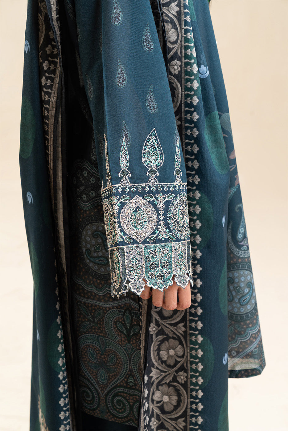 3 PIECE EMBROIDERED LAWN SUIT-DEEP PAISLEY (UNSTITCHED)