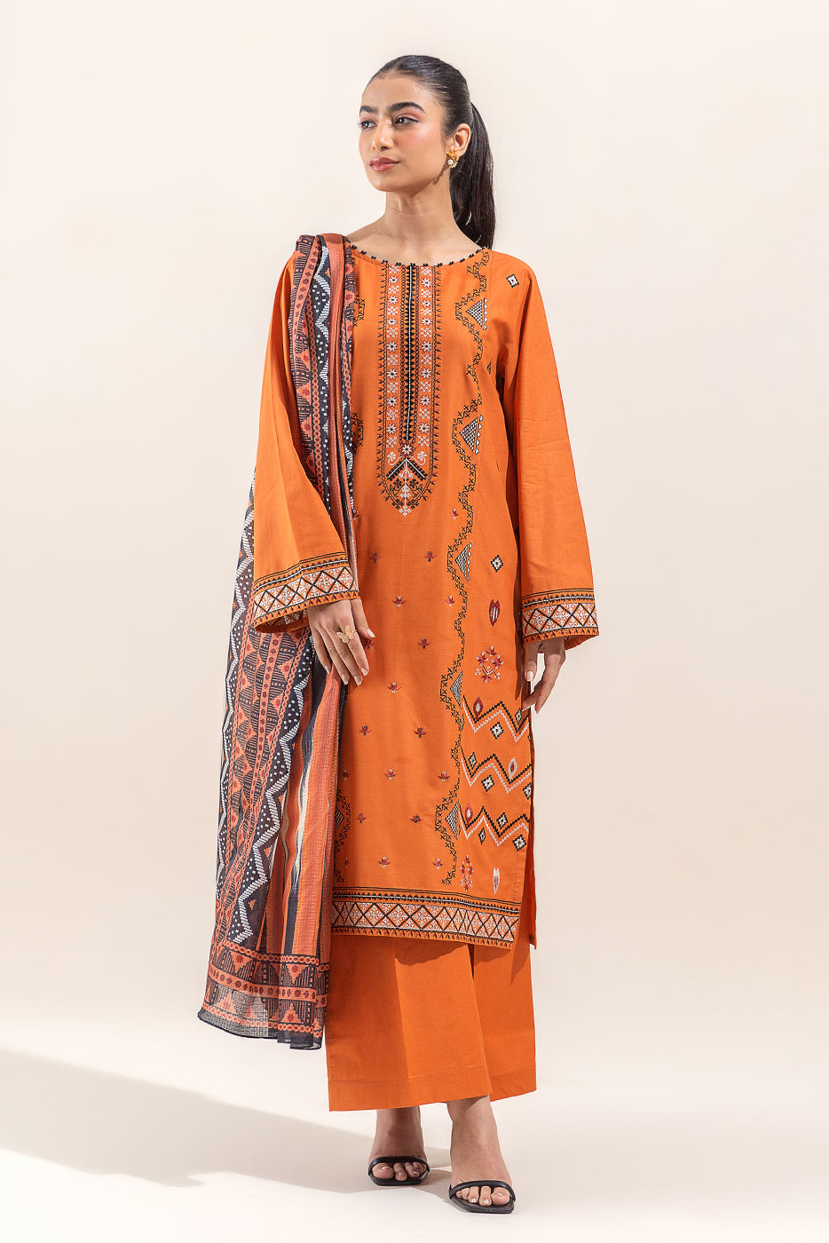 2 PIECE EMBROIDERED LAWN SUIT-RADIANT TRIBE (UNSTITCHED)