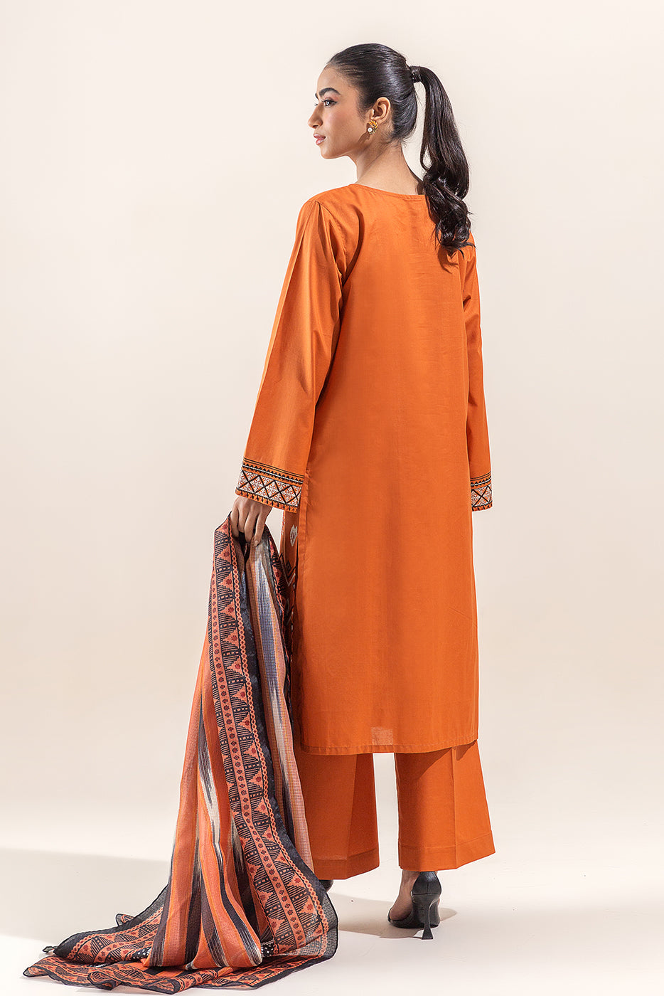 2 PIECE EMBROIDERED LAWN SUIT-RADIANT TRIBE (UNSTITCHED)