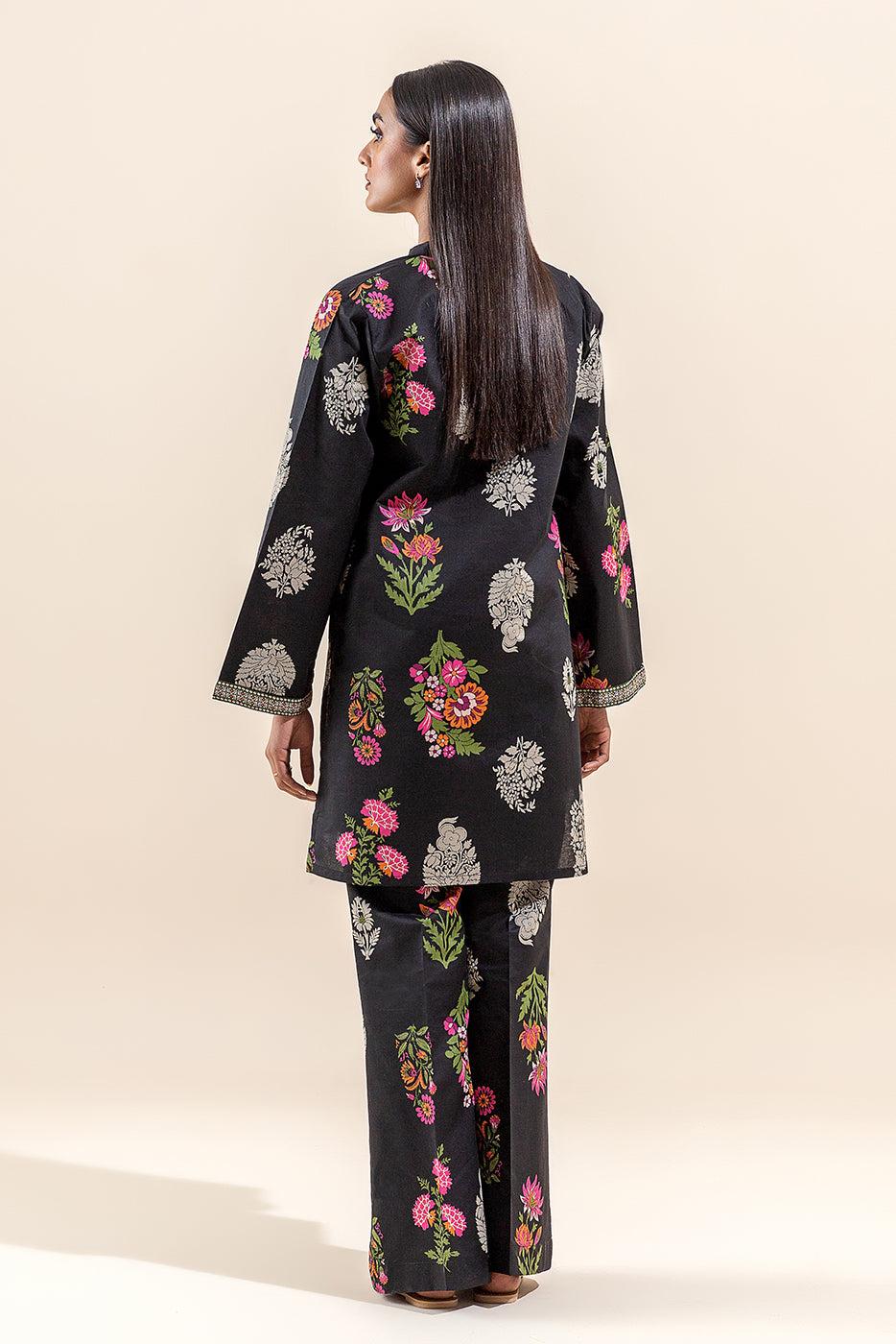 2 PIECE PRINTED LAWN SUIT-MIDNIGHT BLOSSOM (UNSTITCHED)