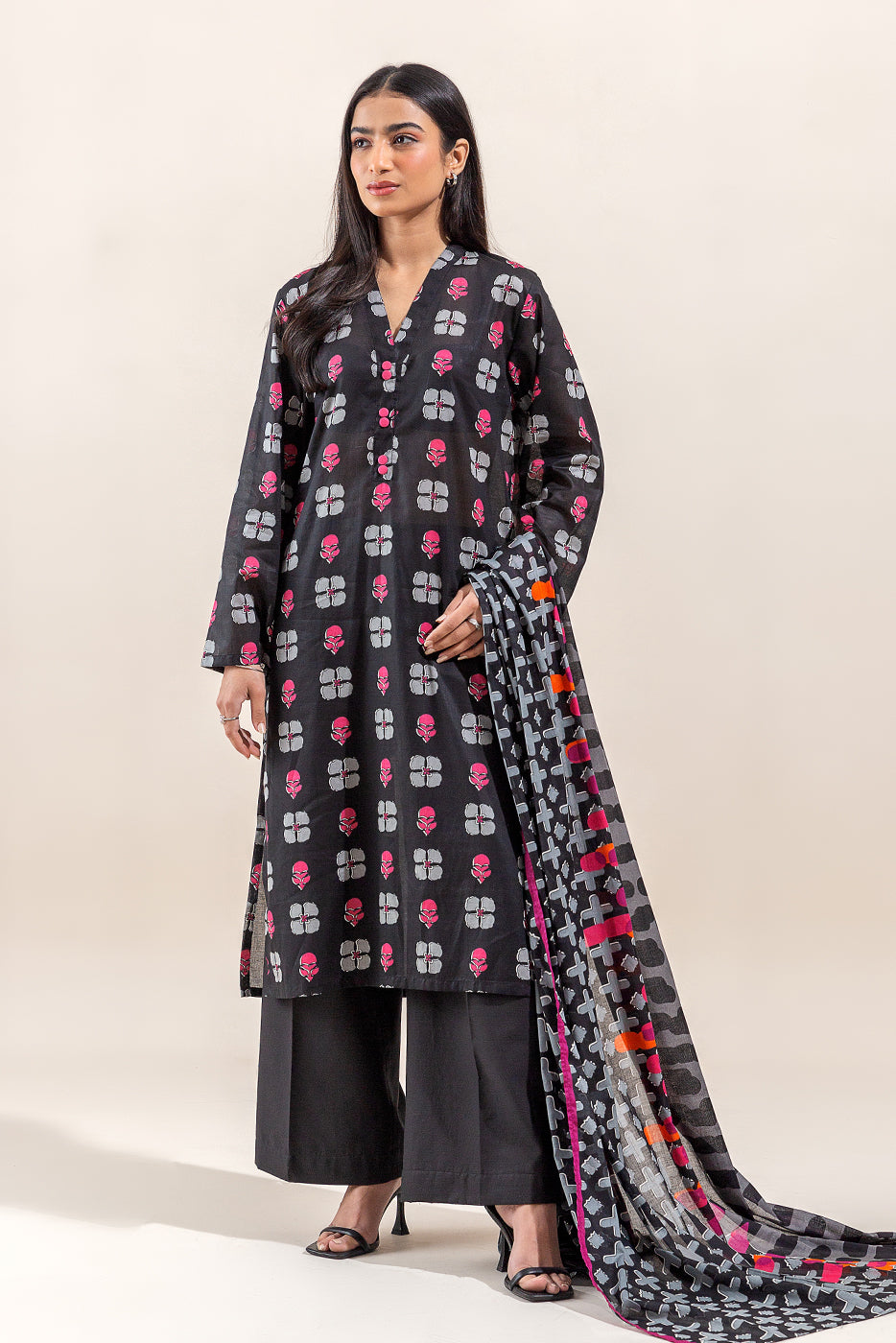 3 PIECE PRINTED LAWN SUIT-CHARCOAL ART (UNSTITCHED)