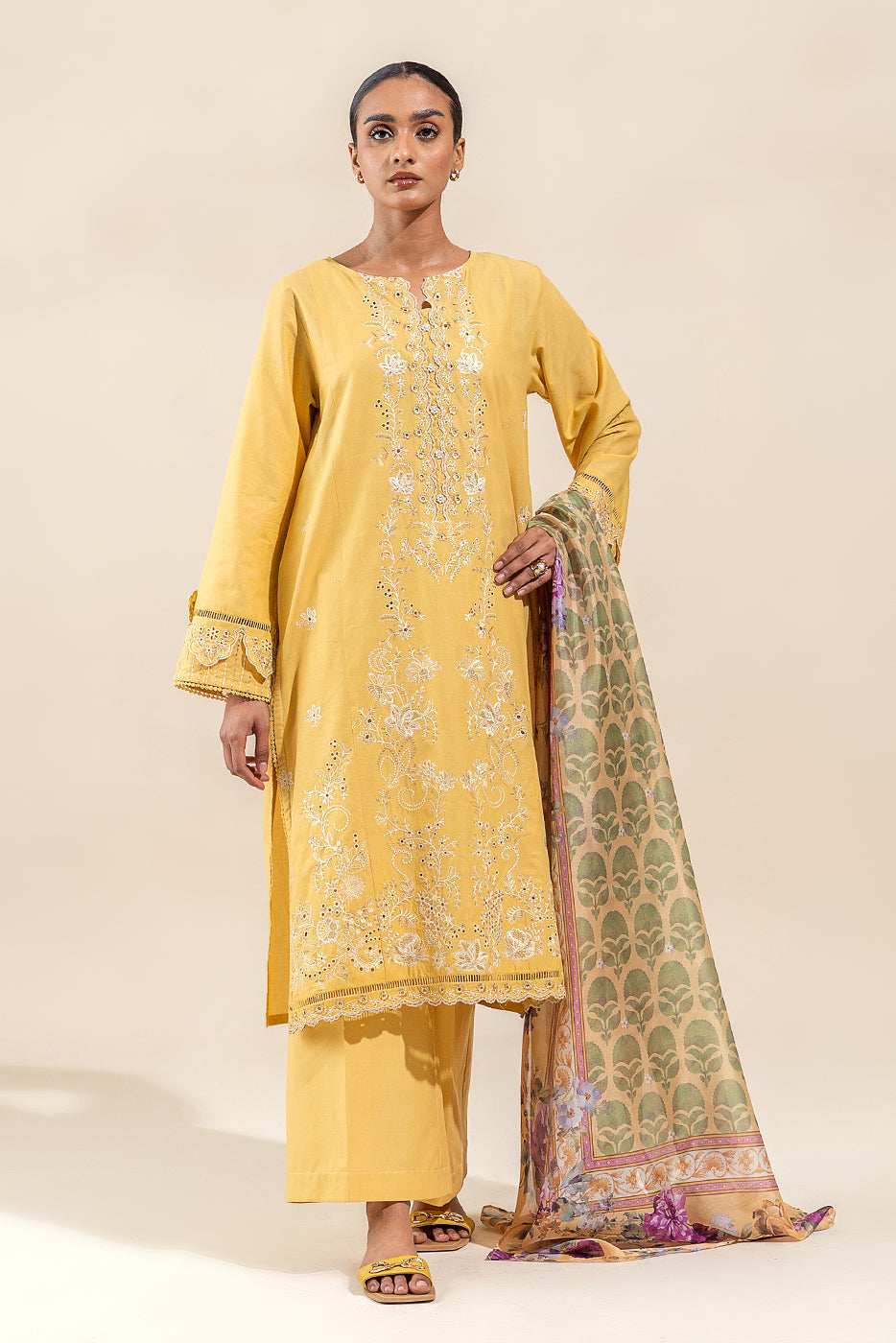 3 PIECE EMBROIDERED LAWN SUIT-VANILLA GLARE (UNSTITCHED)