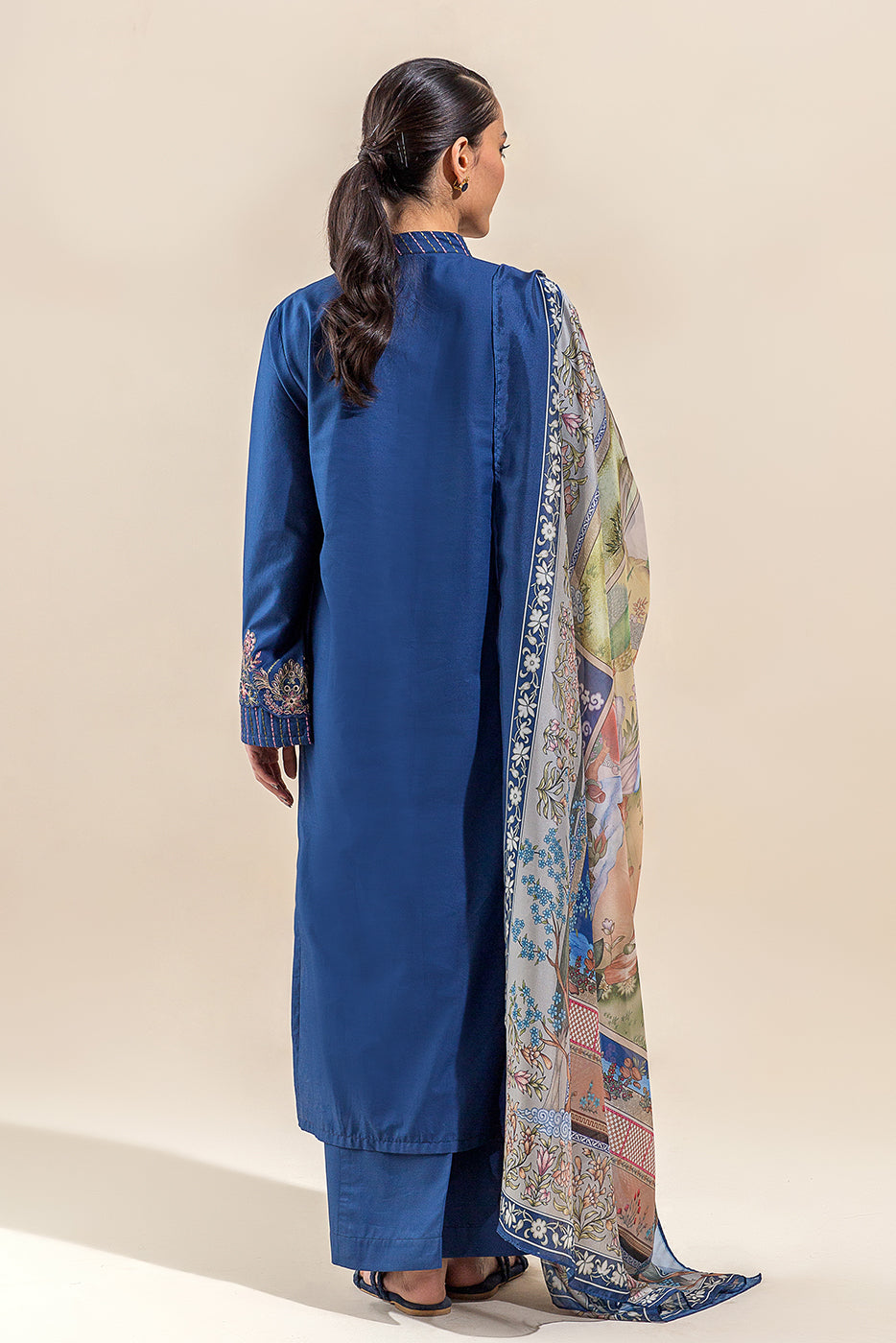 3 PIECE EMBROIDERED LAWN SUIT-TWILLIGHT BLOOM (UNSTITCHED)
