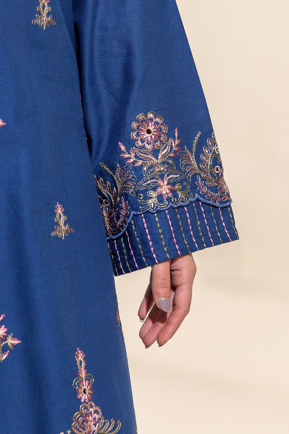 3 PIECE EMBROIDERED LAWN SUIT-TWILLIGHT BLOOM (UNSTITCHED)