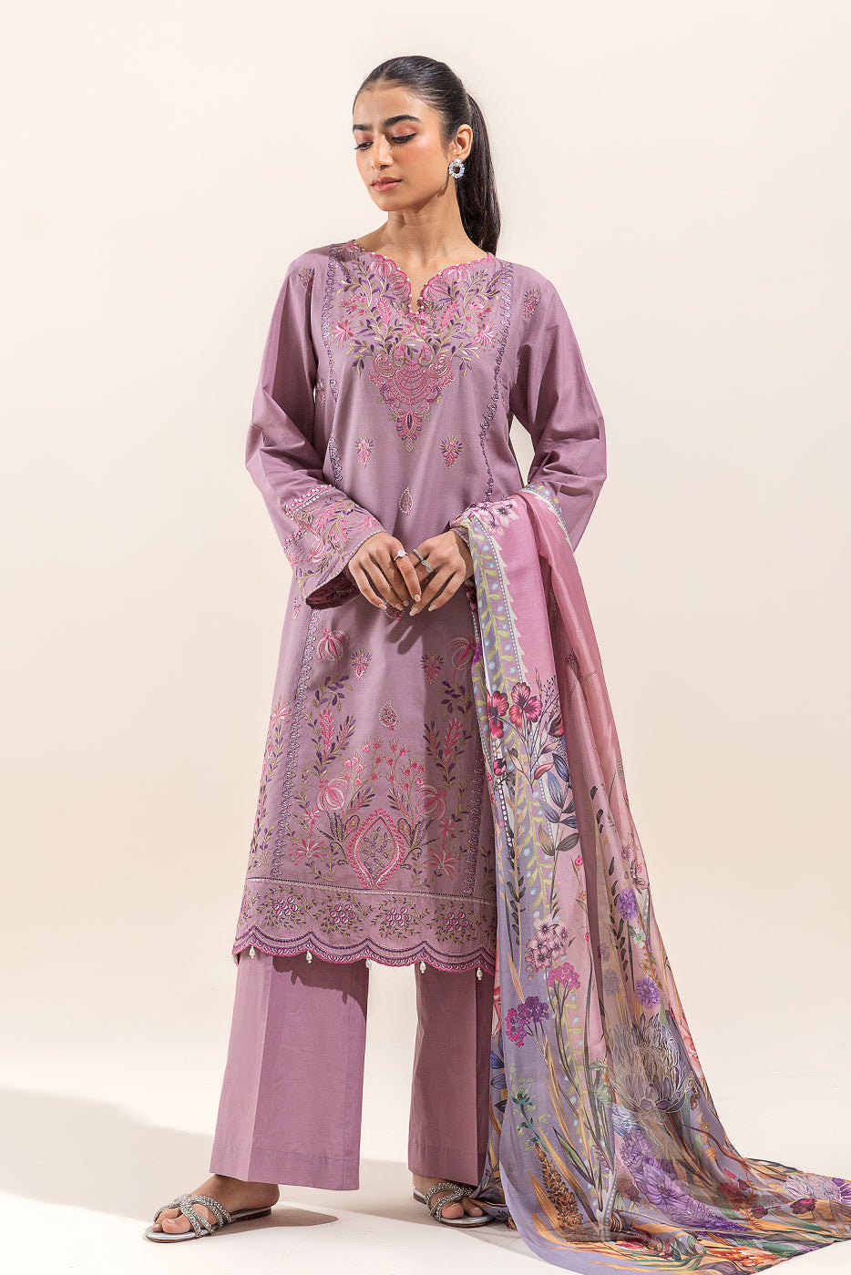 3 PIECE EMBROIDERED LAWN SUIT-ORCHID HAZE (UNSTITCHED)