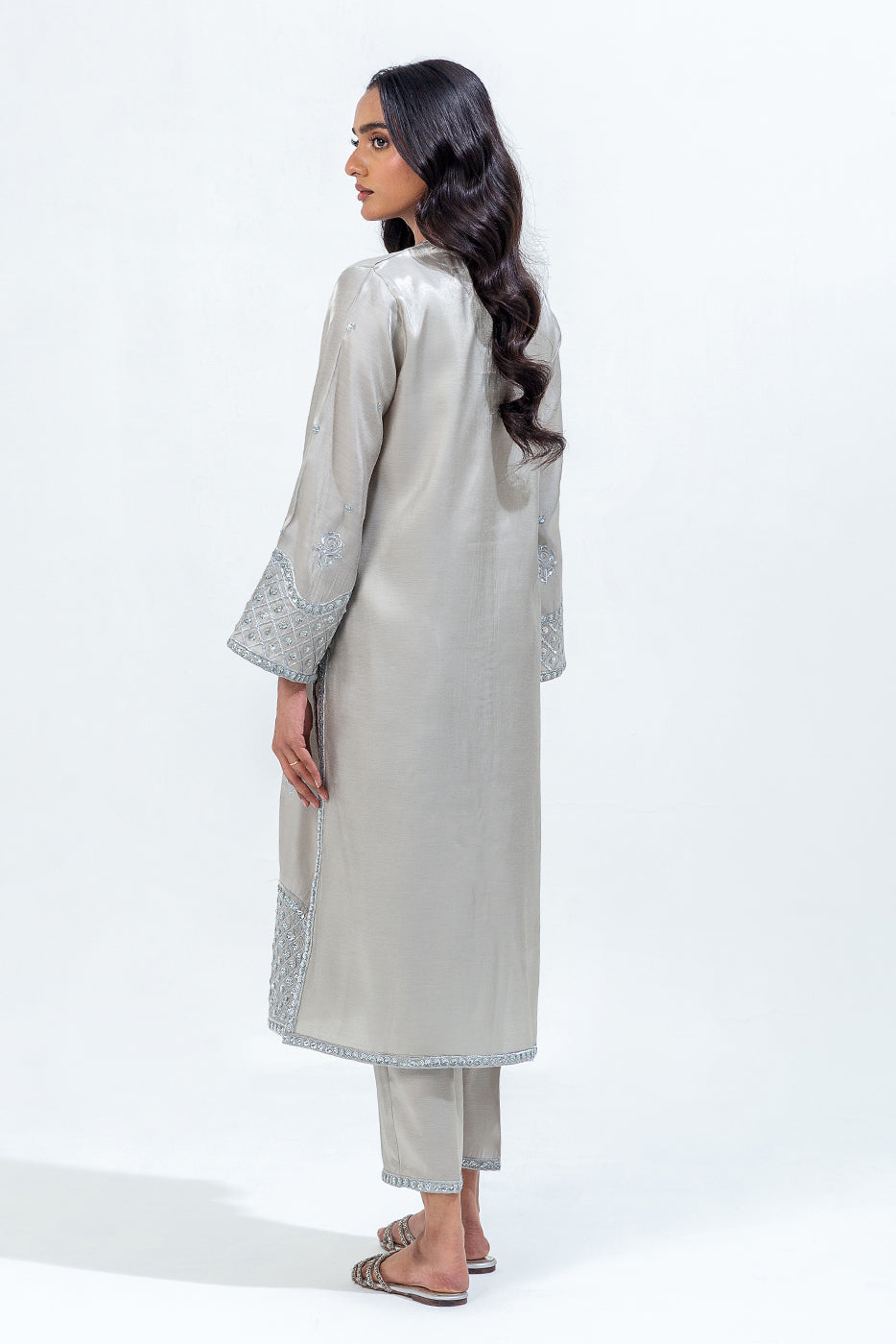 2 PIECE EMBROIDERED SILK SUIT (LUXURY-PRET)