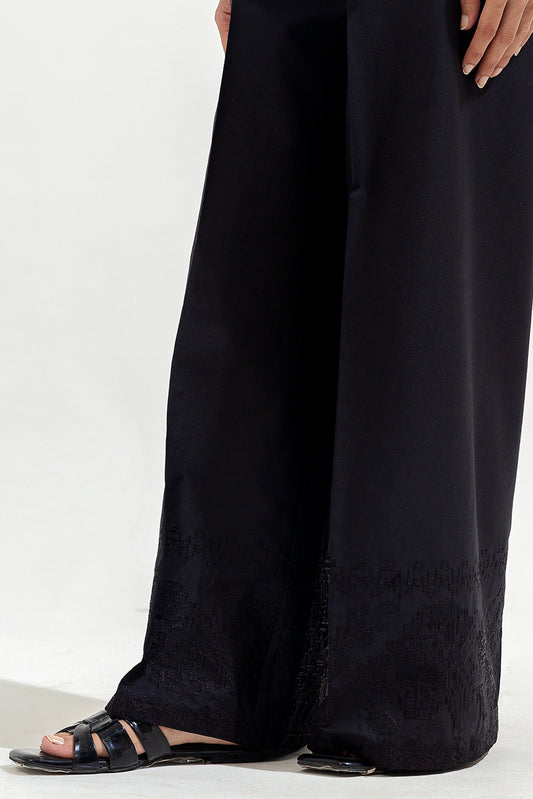 EMBROIDERED SLACK PANTS