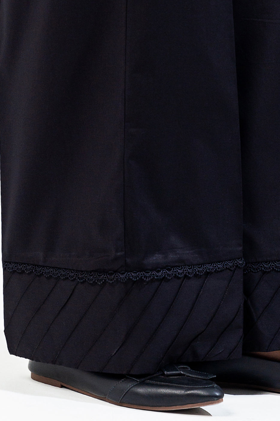 BASIC SLACK PANTS