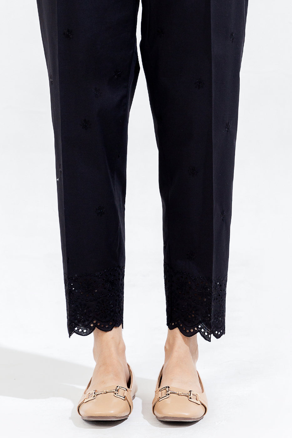 EMBROIDERED STRAIGHT PANTS